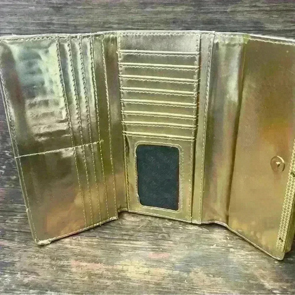 Steve Madden New Gray & Black Womens Wallet with Gold Accents - Picture 3 of 4